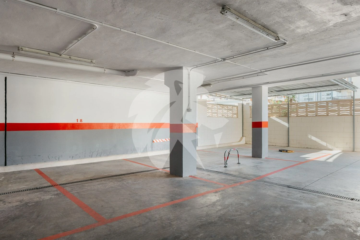Property te koop in Carrer de La Valldigna